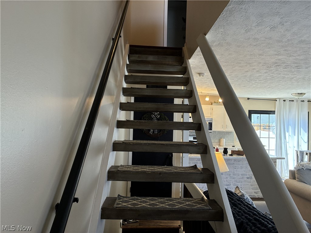 3184 Deer Trail Cortland OH 44410