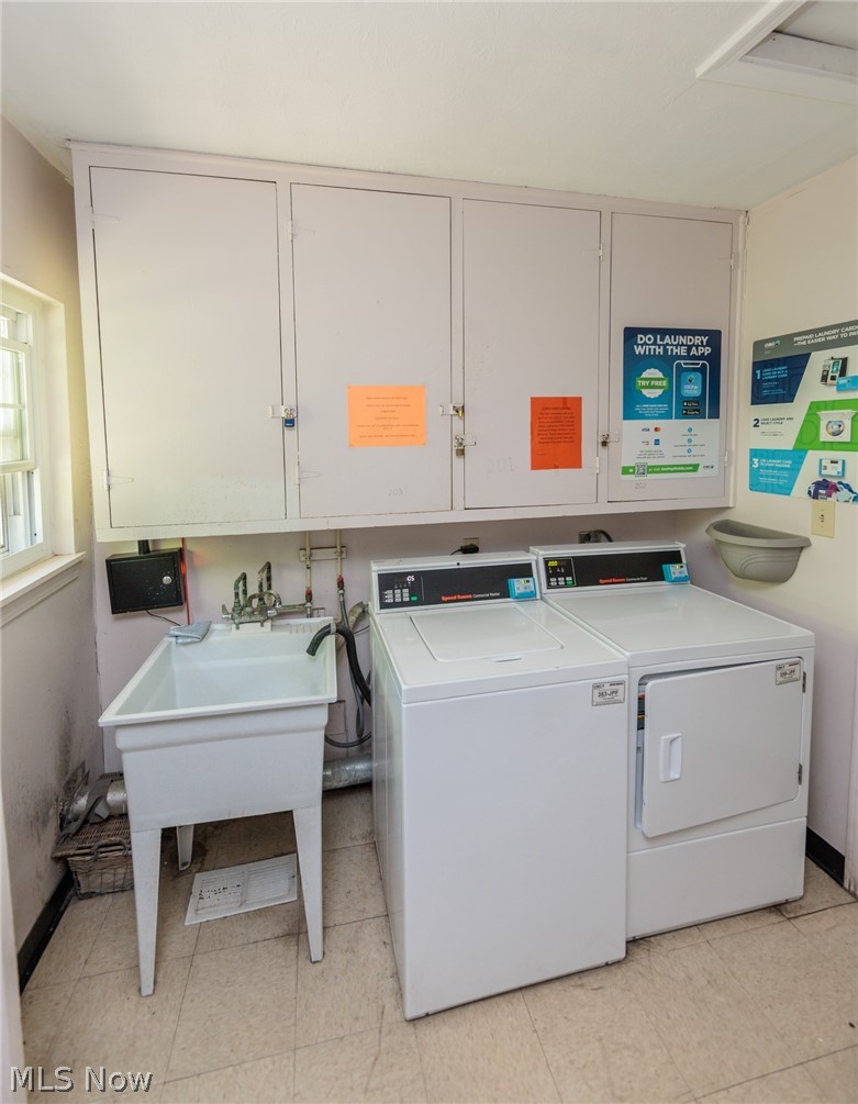 6920 Carriage Hill Drive Brecksville OH 44141