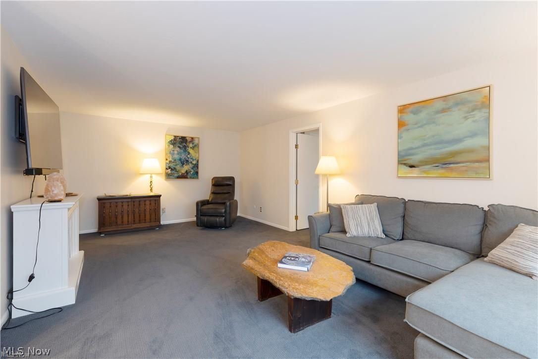 255 N Portage Path Akron OH 44303