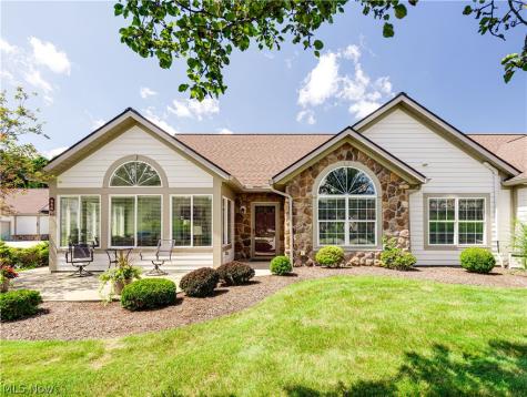 664 Crossings Circle Tallmadge OH 44278