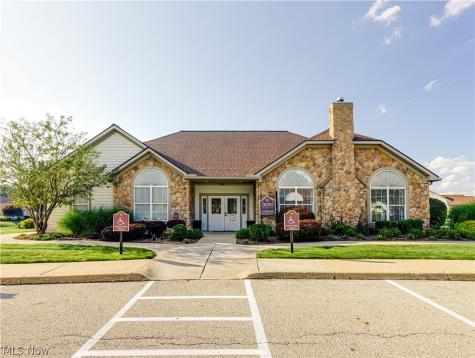 664 Crossings Circle Tallmadge OH 44278