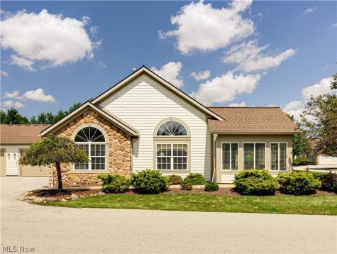 664 Crossings Circle Tallmadge OH 44278