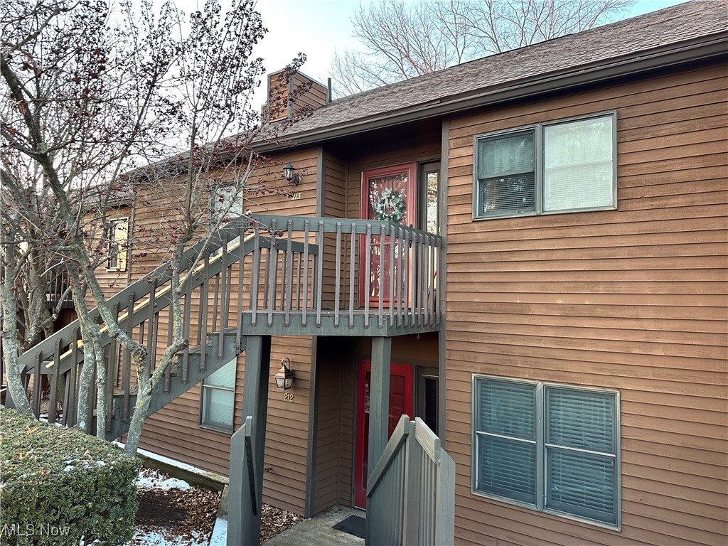 212 Clubside Drive NW New Philadelphia OH 44663