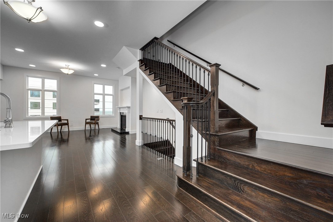 22728 Lake Road Rocky River OH 44116