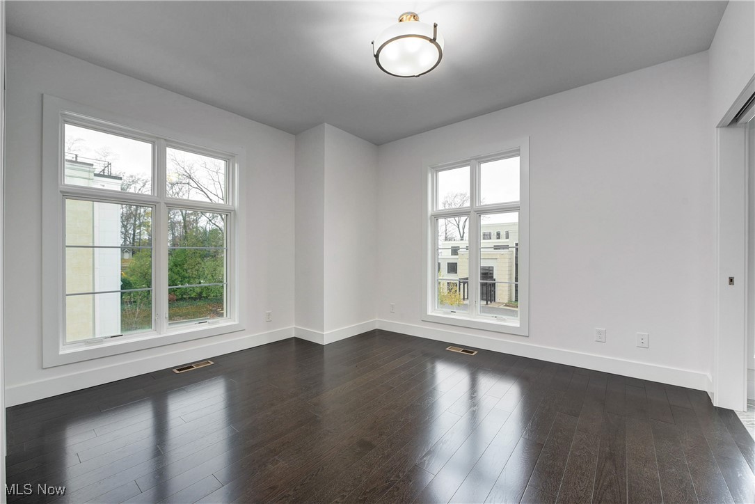 22728 Lake Road Rocky River OH 44116