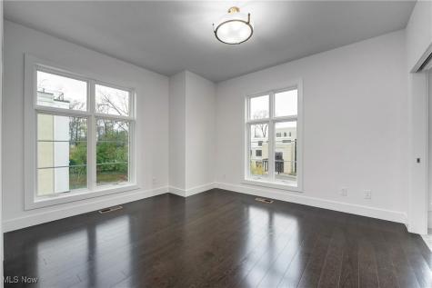 22728 Lake Road Rocky River OH 44116