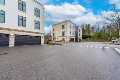 22728 Lake Road Rocky River OH 44116