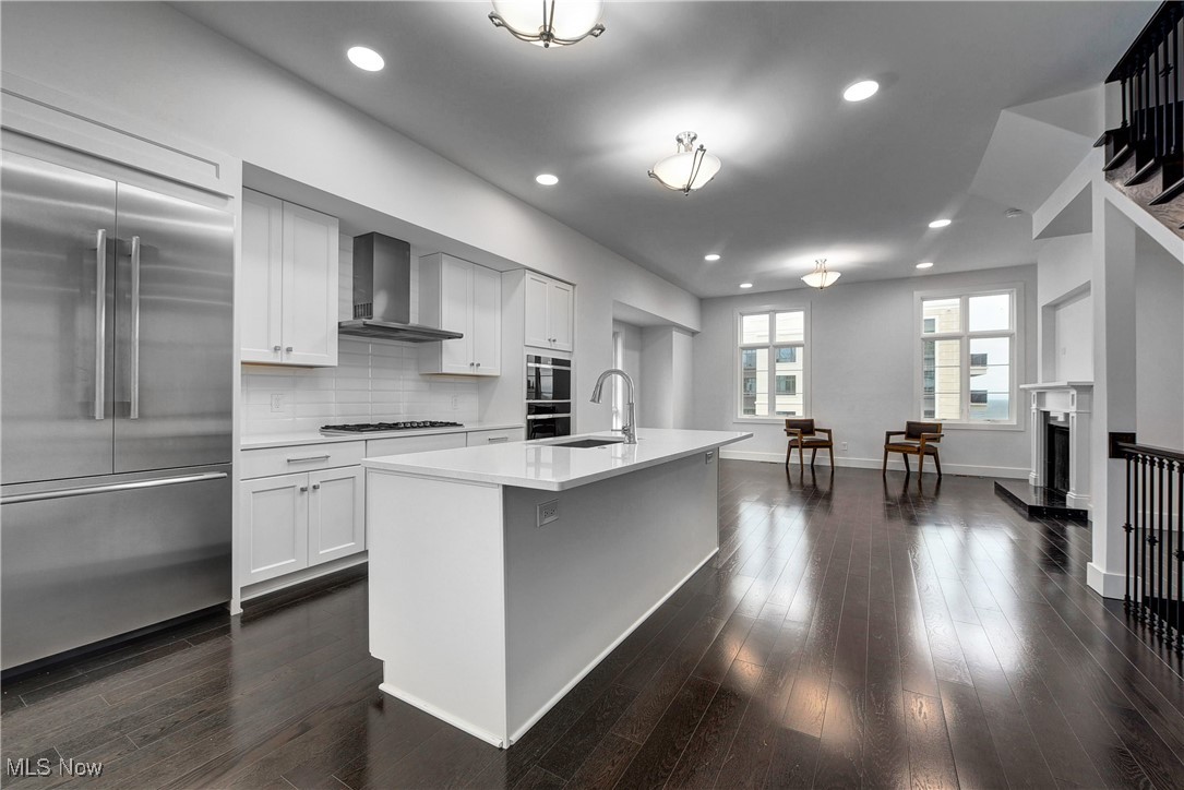 22728 Lake Road Rocky River OH 44116
