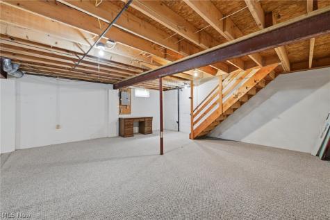 853 Beverly Avenue Canal Fulton OH 44614