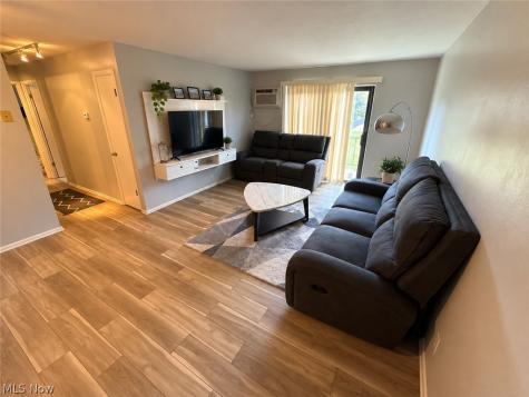 23865 David Drive North Olmsted OH 44070