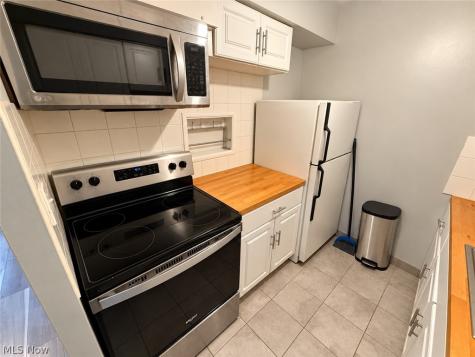 23865 David Drive North Olmsted OH 44070