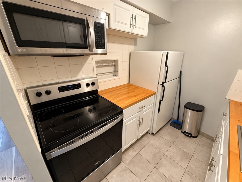 23865 David Drive North Olmsted OH 44070