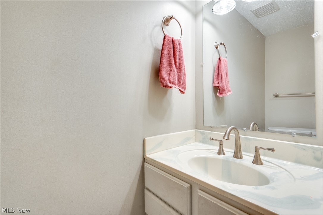 2510 Williamsburg Drive Uniontown OH 44685