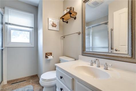 2510 Williamsburg Drive Uniontown OH 44685