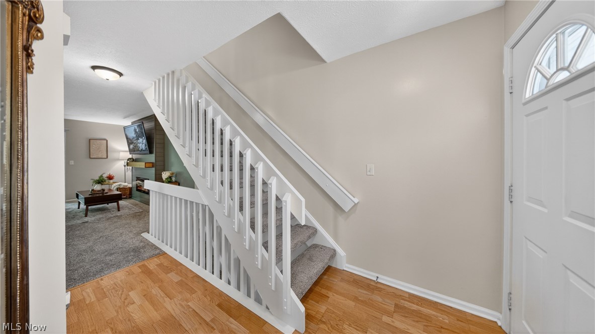 1351 Meadow Run Copley OH 44321