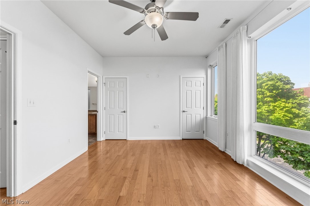 1266 W 74th Street Cleveland OH 44102