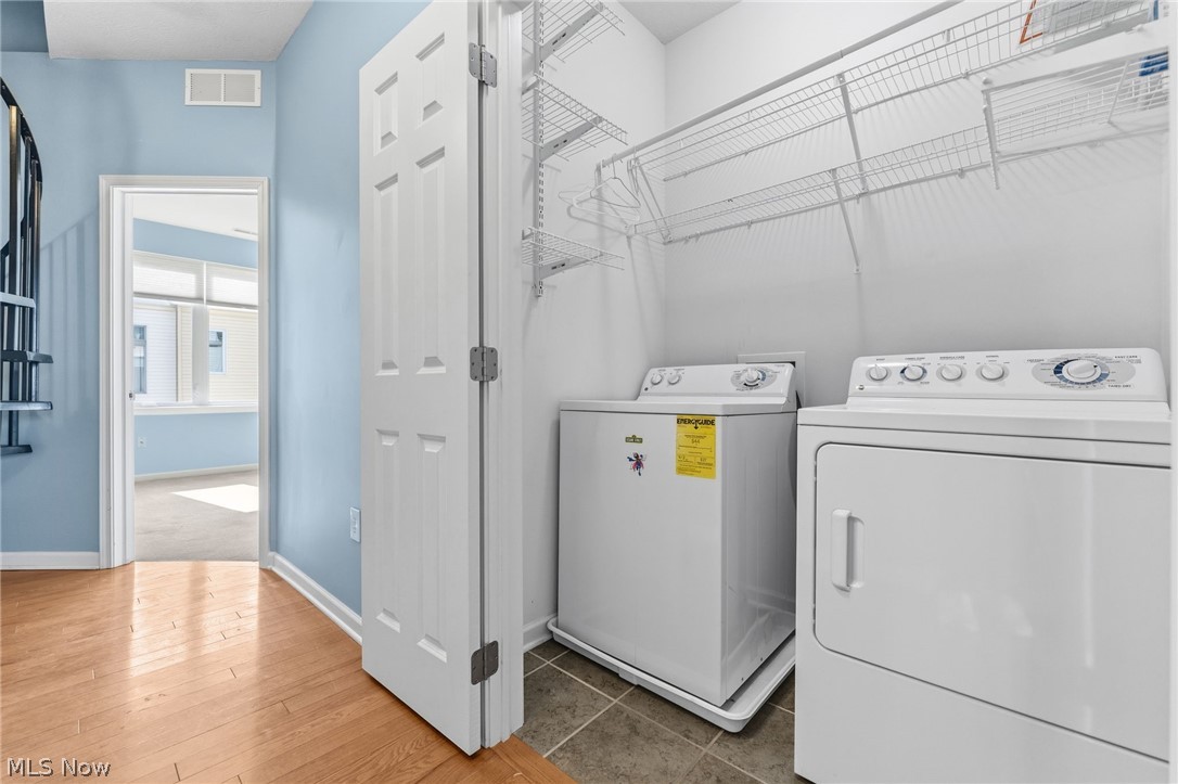 1266 W 74th Street Cleveland OH 44102