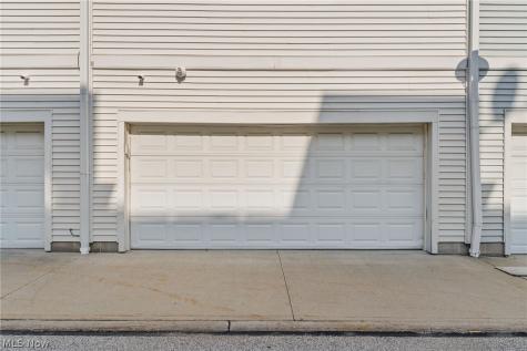 1266 W 74th Street Cleveland OH 44102