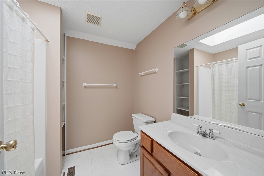 4435 Dalbury Avenue NE Canton OH 44714