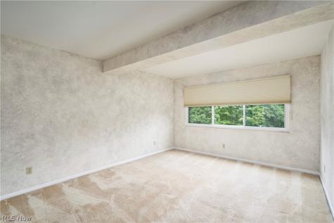 160 Fox Hollow Drive Mayfield Heights OH 44124