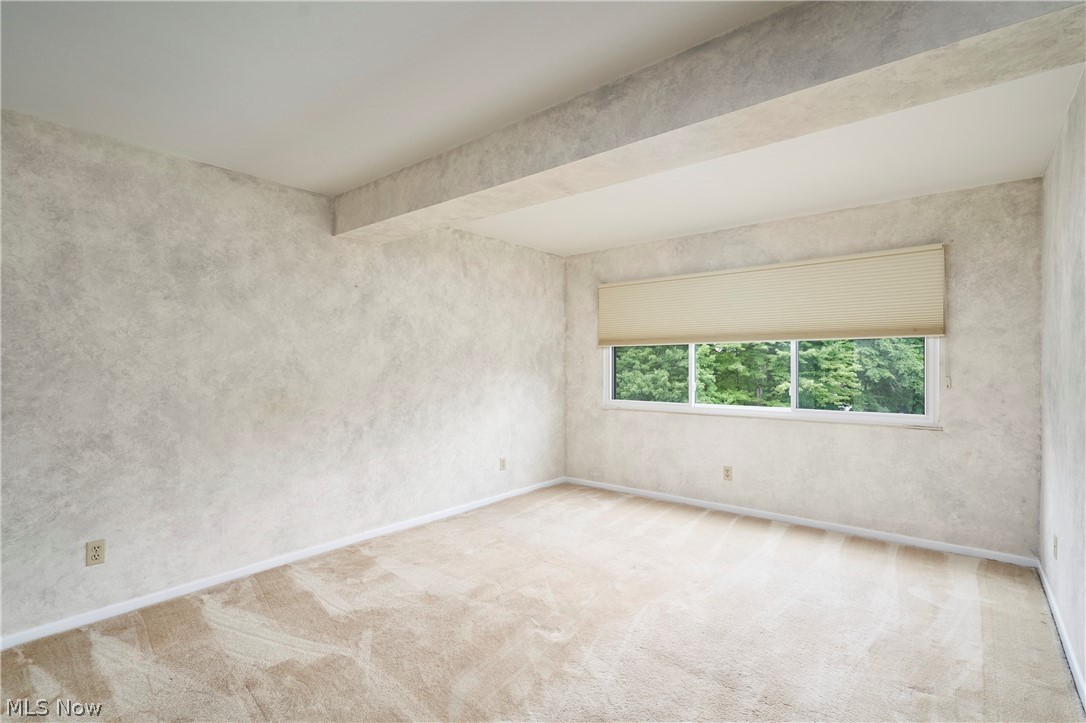 160 Fox Hollow Drive Mayfield Heights OH 44124