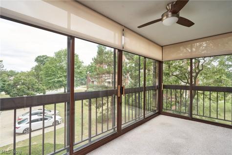 160 Fox Hollow Drive Mayfield Heights OH 44124