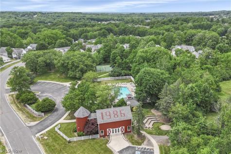1335 Old Mill Path Broadview Heights OH 44147