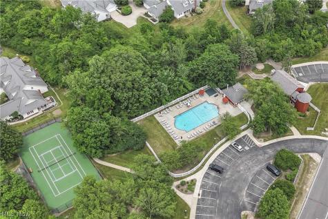 1335 Old Mill Path Broadview Heights OH 44147