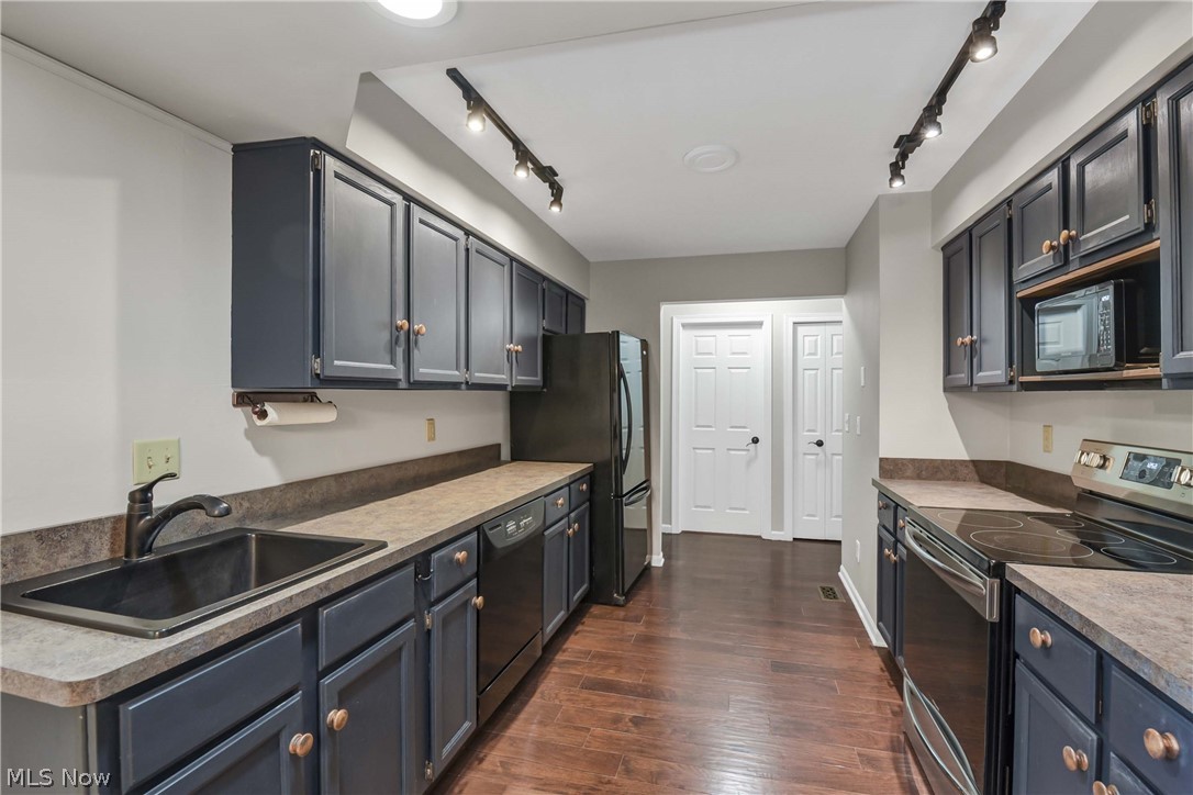 1335 Old Mill Path Broadview Heights OH 44147