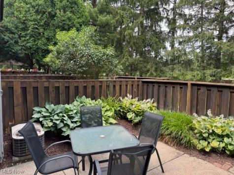 796 Pipes Court Sagamore Hills OH 44067