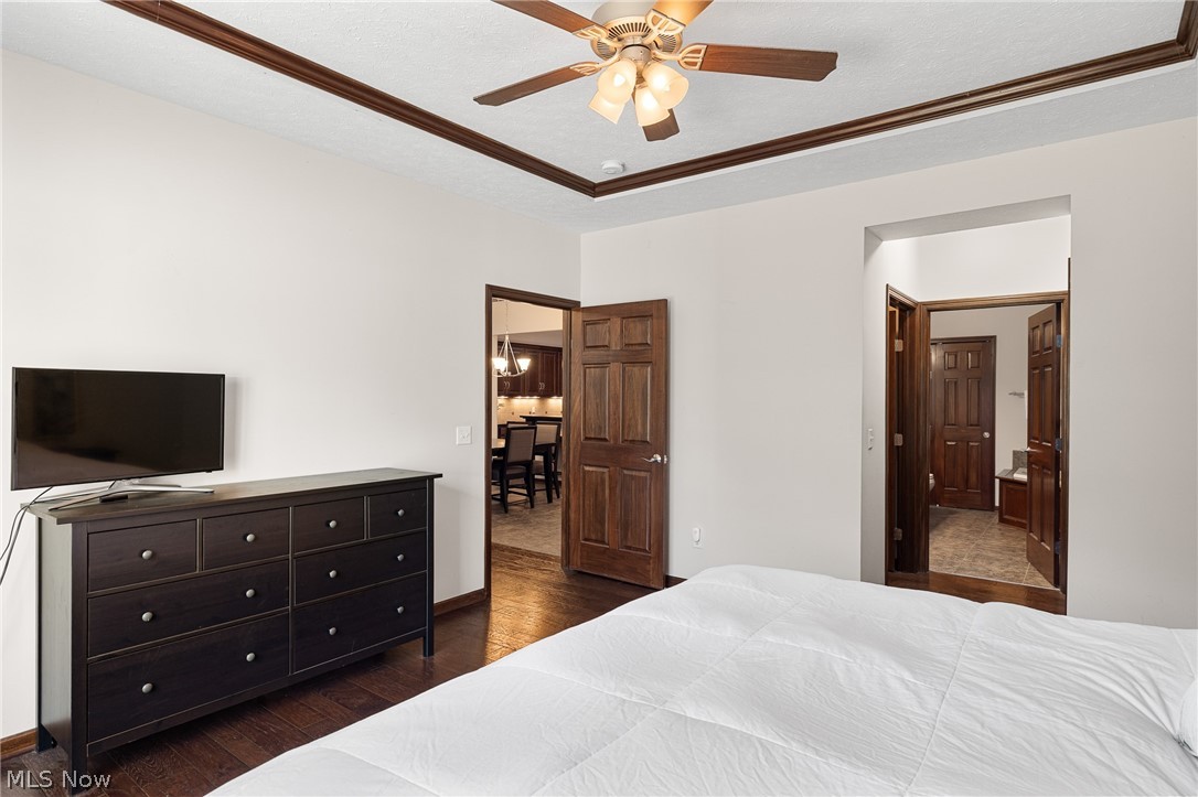 556 Hyannis Port Circle Avon Lake OH 44012