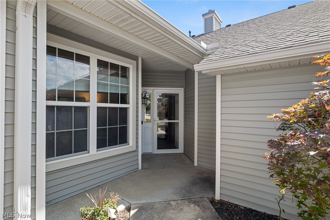 556 Hyannis Port Circle Avon Lake OH 44012