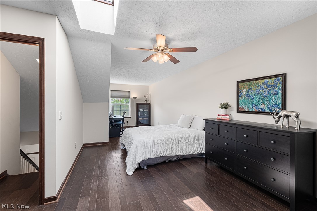 556 Hyannis Port Circle Avon Lake OH 44012