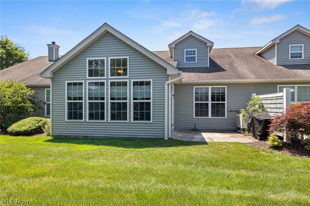 556 Hyannis Port Circle Avon Lake OH 44012