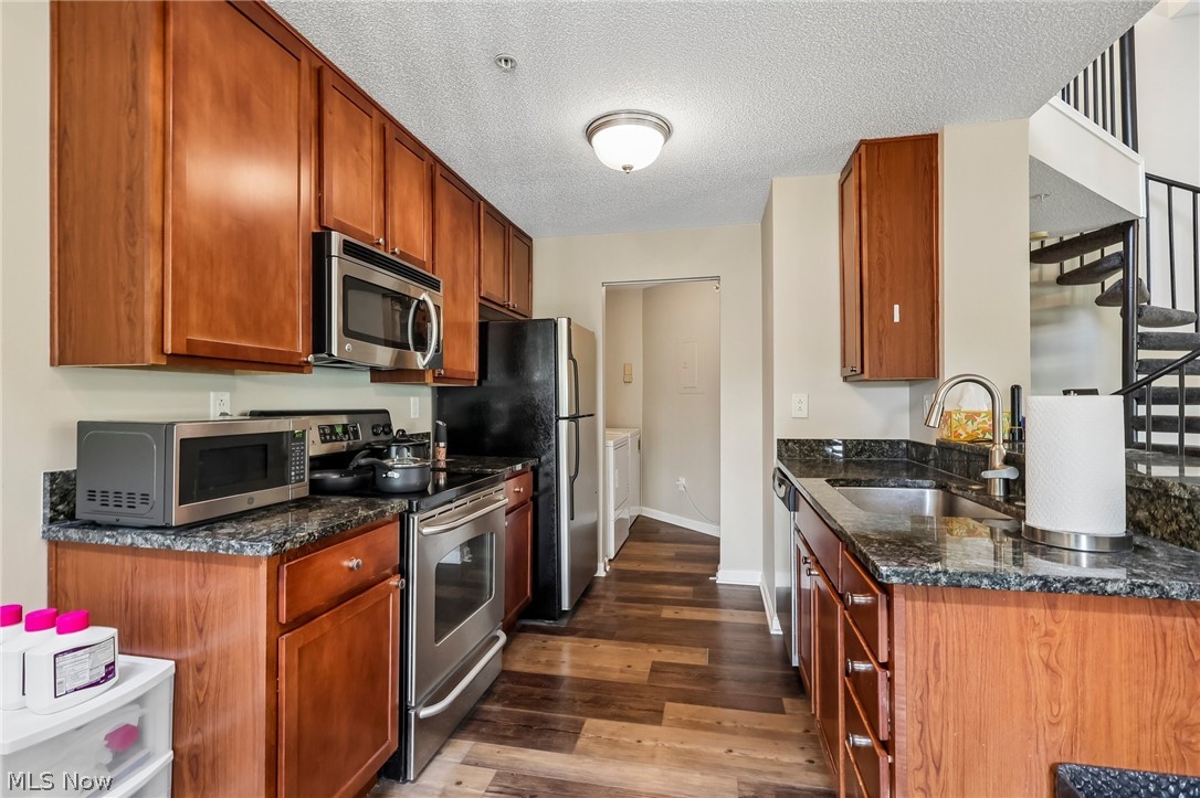 240 Fox Hollow Drive Mayfield Heights OH 44124