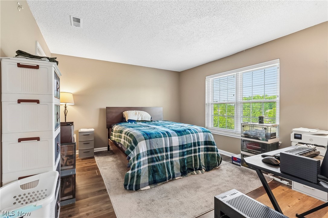 240 Fox Hollow Drive Mayfield Heights OH 44124