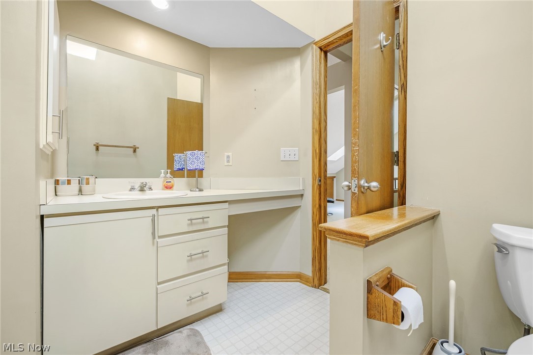 593 Meredith Lane Cuyahoga Falls OH 44223