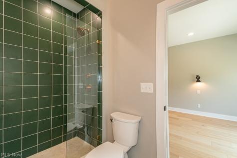 1255 W 75th Street Cleveland OH 44102