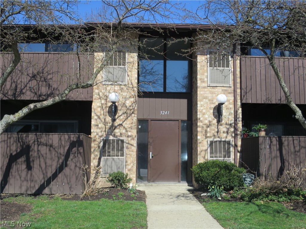 3241 Mayfield Road Cleveland Heights OH 44118