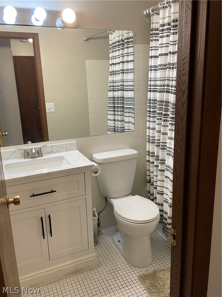 3241 Mayfield Road Cleveland Heights OH 44118