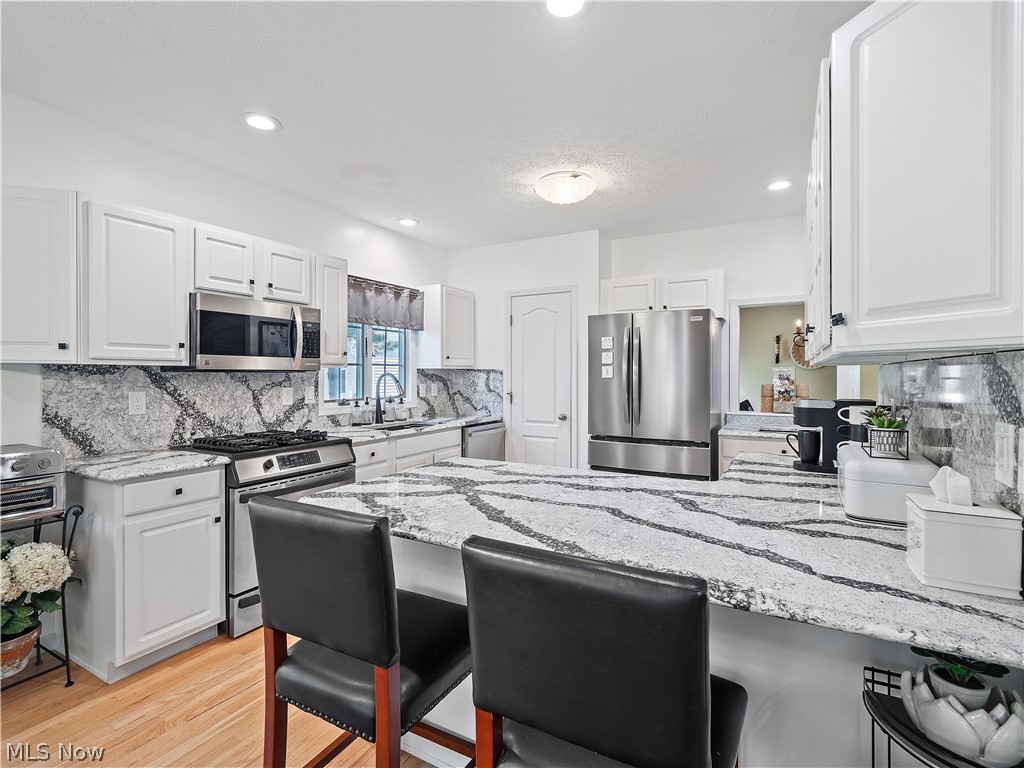 2842 Wyndgate Court Westlake OH 44145
