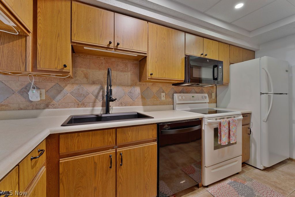 50 Stratford Green Drive Canfield OH 44406