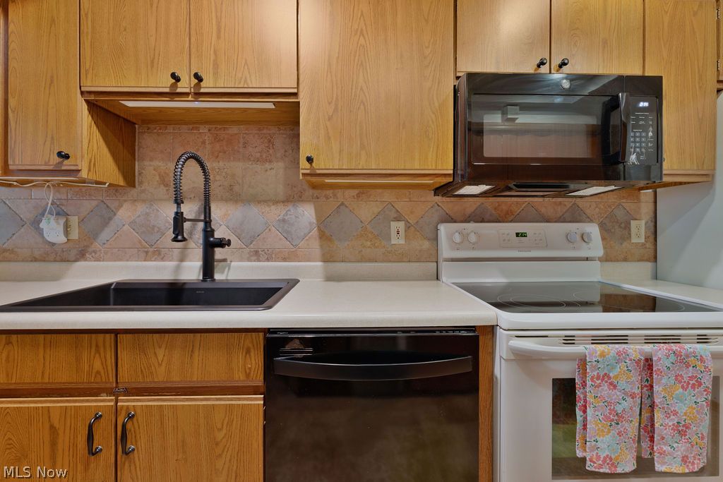 50 Stratford Green Drive Canfield OH 44406