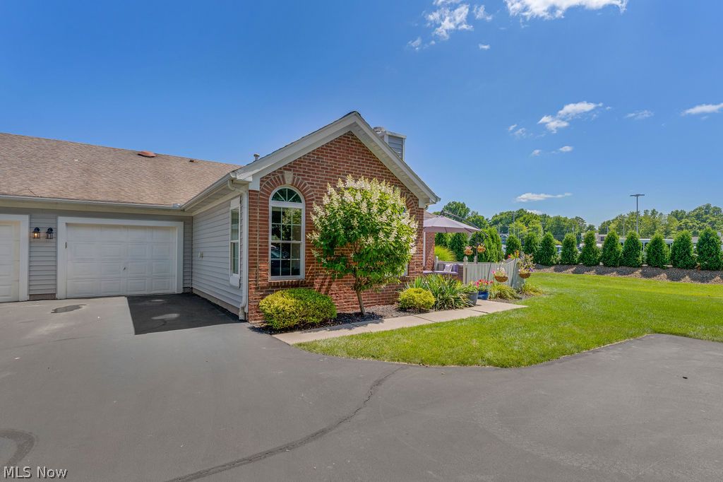 50 Stratford Green Drive Canfield OH 44406