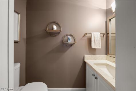 340 Blair Circle Aurora OH 44202
