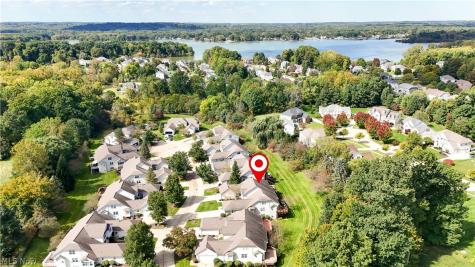 340 Blair Circle Aurora OH 44202