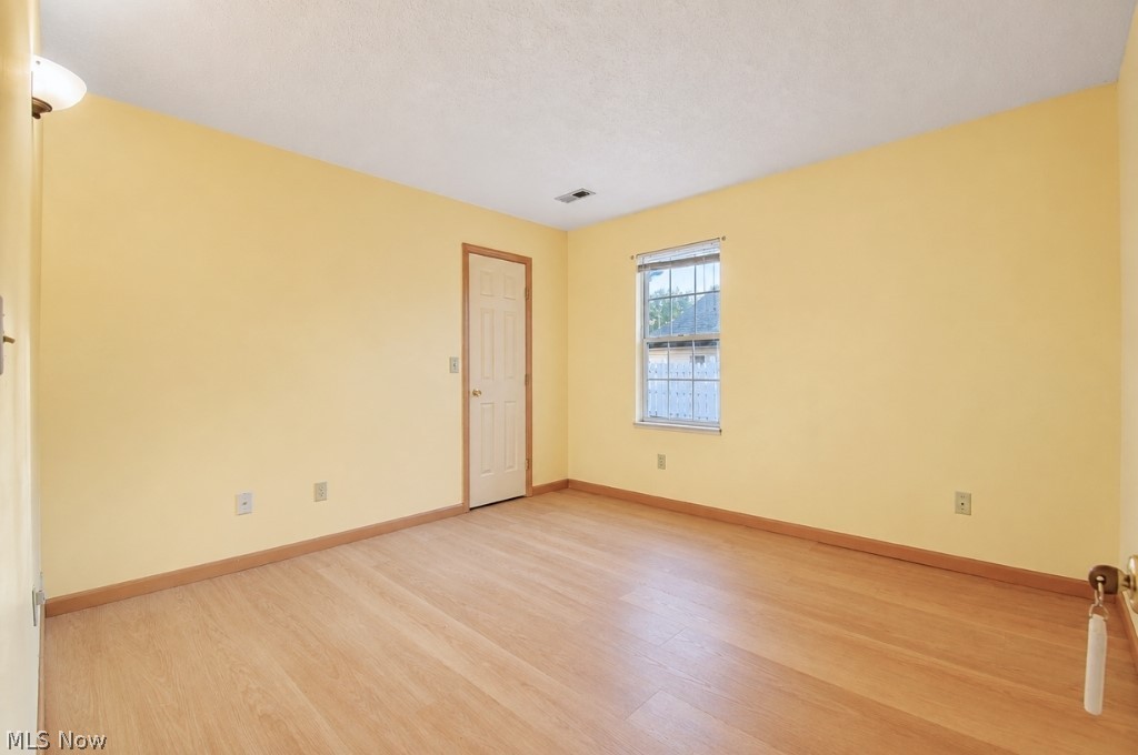 335 Chesapeake Cove Painesville OH 44077