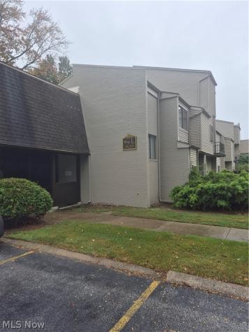 38285 North Lane Willoughby OH 44094
