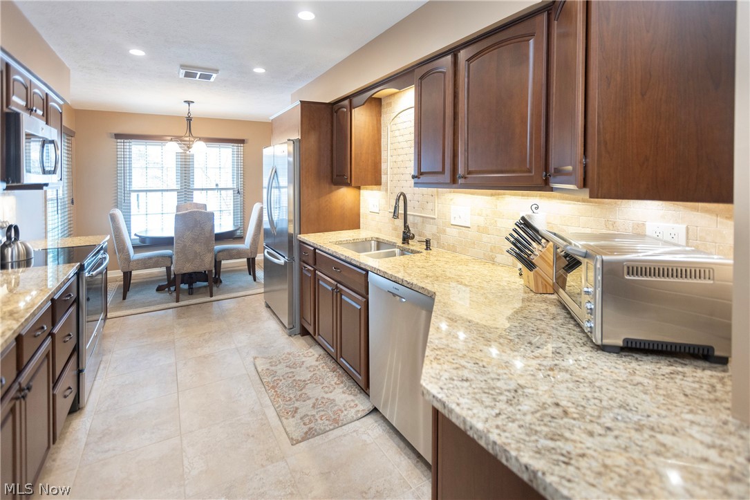 840 Hamlet Lane Westlake OH 44145