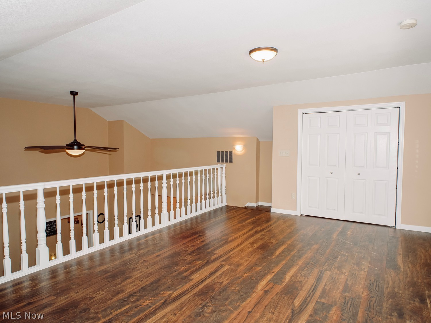 812 Woodfield Court Youngstown OH 44512